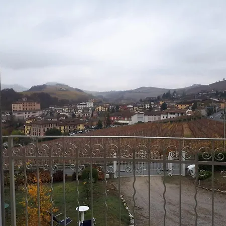 Al Civico 20 Casa Vacanze Appartamento Panorama Barolo