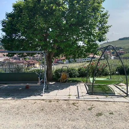 Al Civico 20 Casa Vacanze Appartamento Panorama Barolo